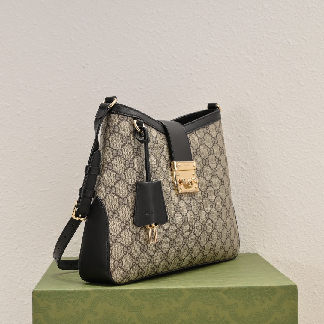 Gucci GG Padlock Shoulder Bag – 795113