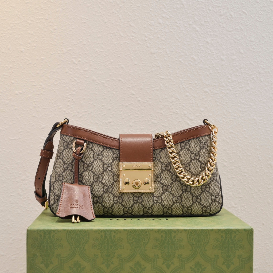 Gucci Padlock Underarm Bag – 811705