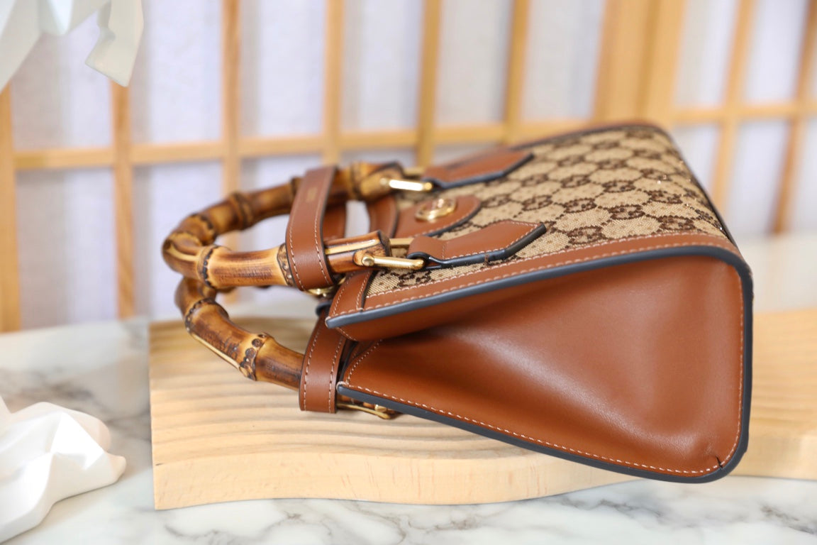 Gucci Diana Crystal Bamboo Top Handle Bag-675800