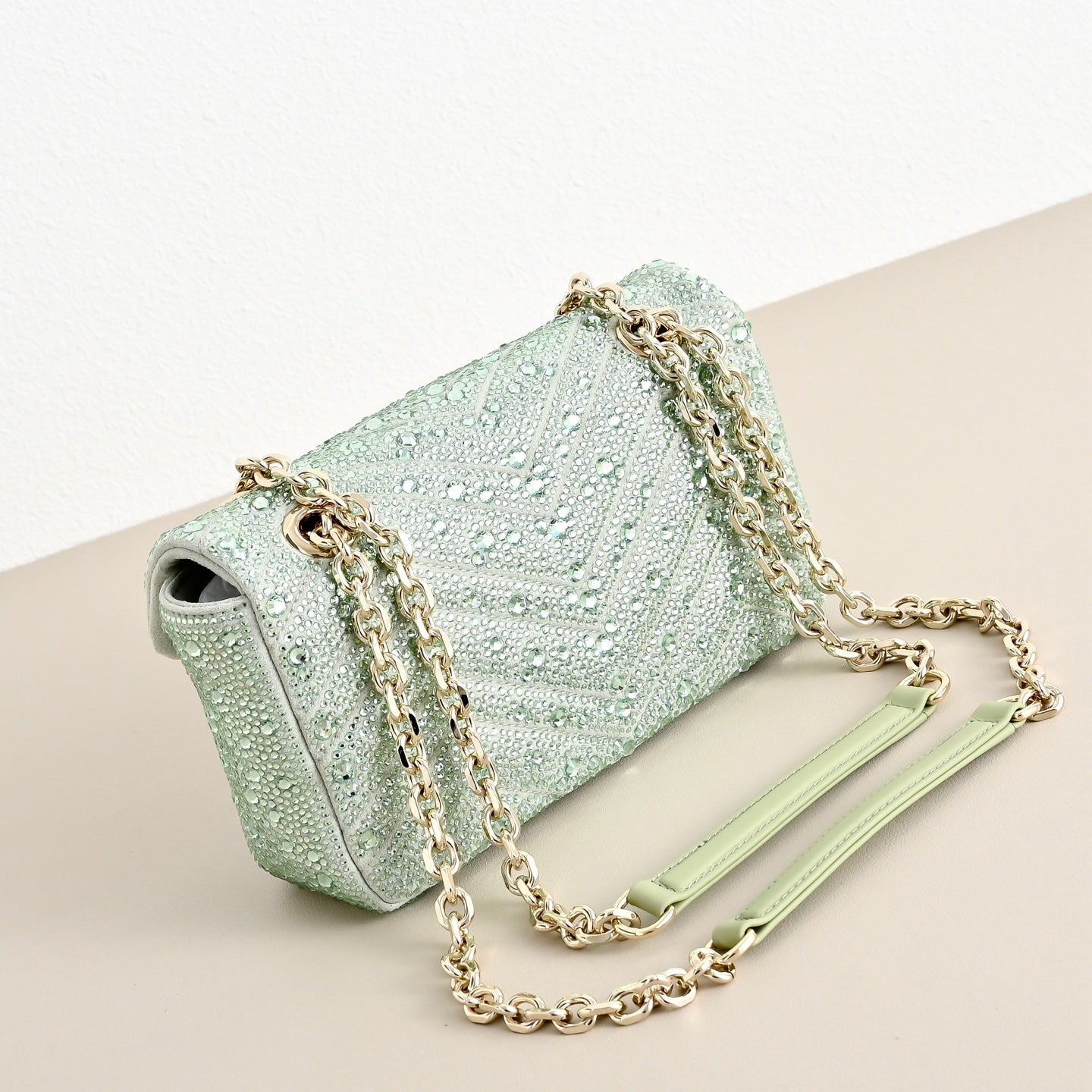 Gucci GG Marmont Crystal Shoulder Bag – 837280