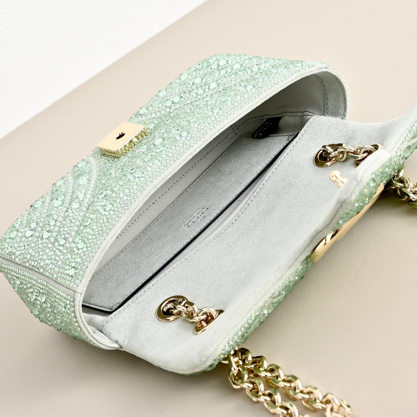 Gucci GG Marmont Crystal Shoulder Bag – 837280
