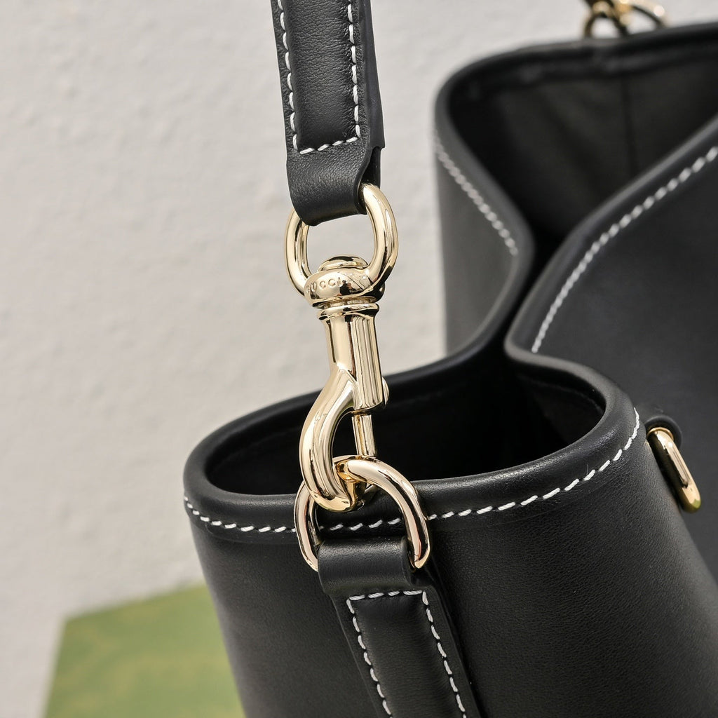Gucci GG Emblem Bucket Bag – 815118