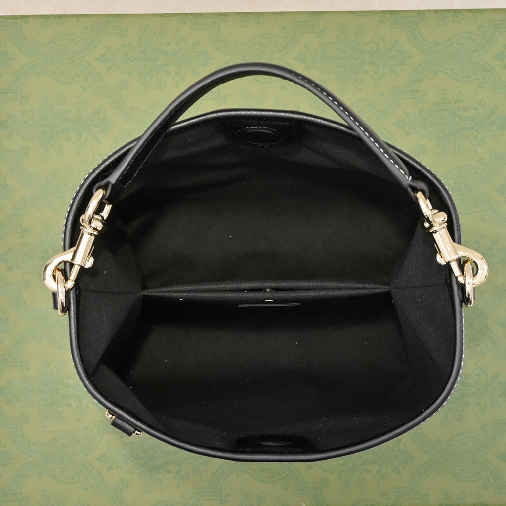 Gucci GG Emblem Bucket Bag – 815118