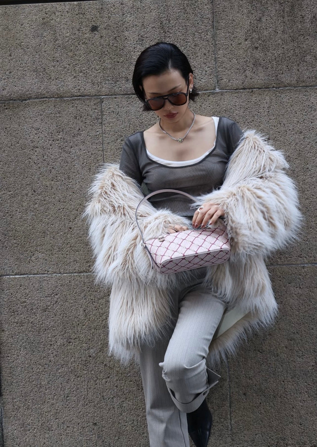Gucci GG Emblem New Year Limited Shoulder Bag – 847450