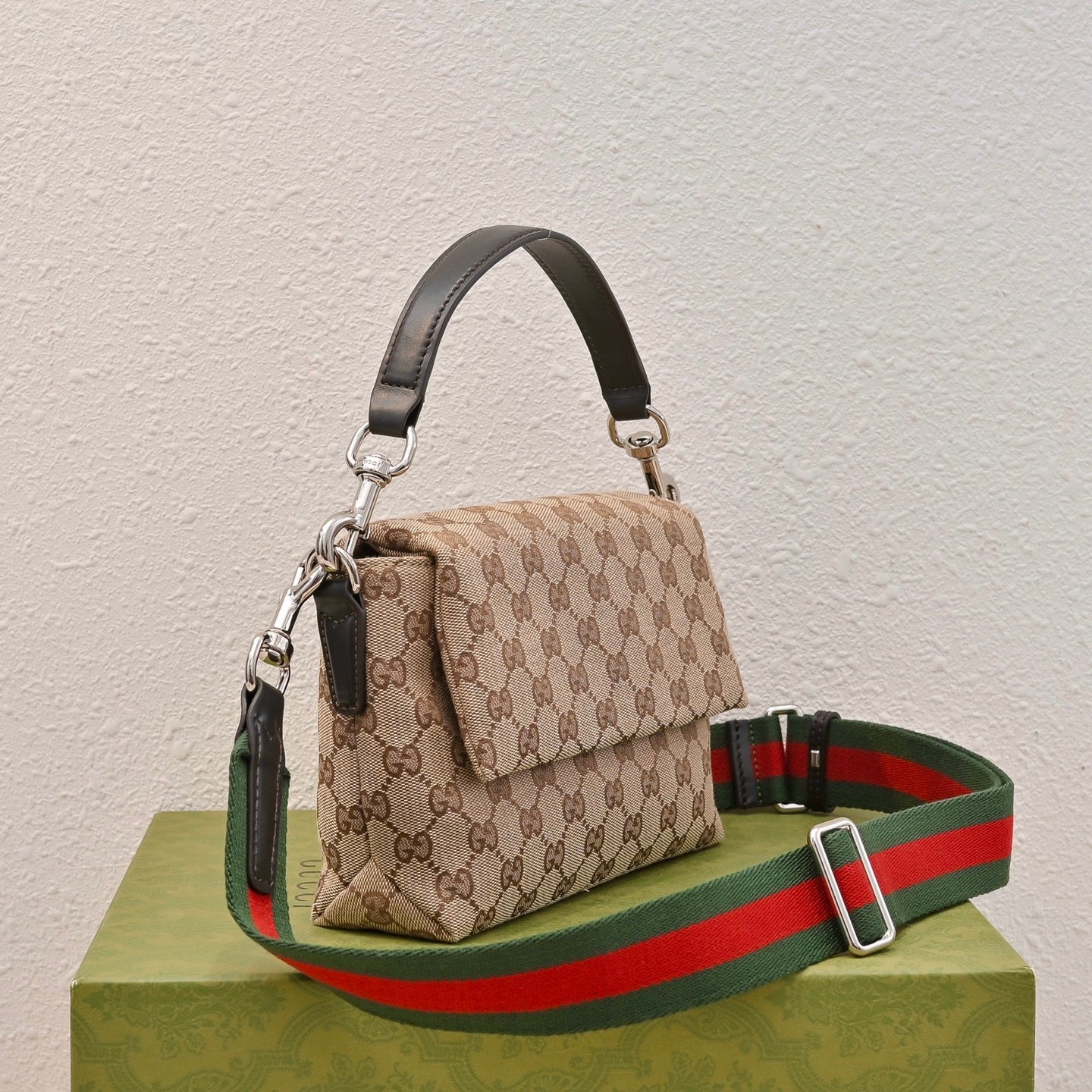 Gucci GG Canvas Small Top Handle Crossbody Bag – 821617